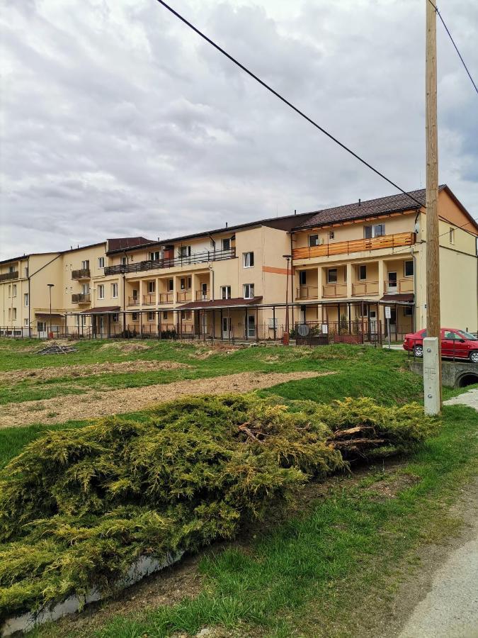 Apartman Family S Vyhladom Na Choc Лучки Екстер'єр фото